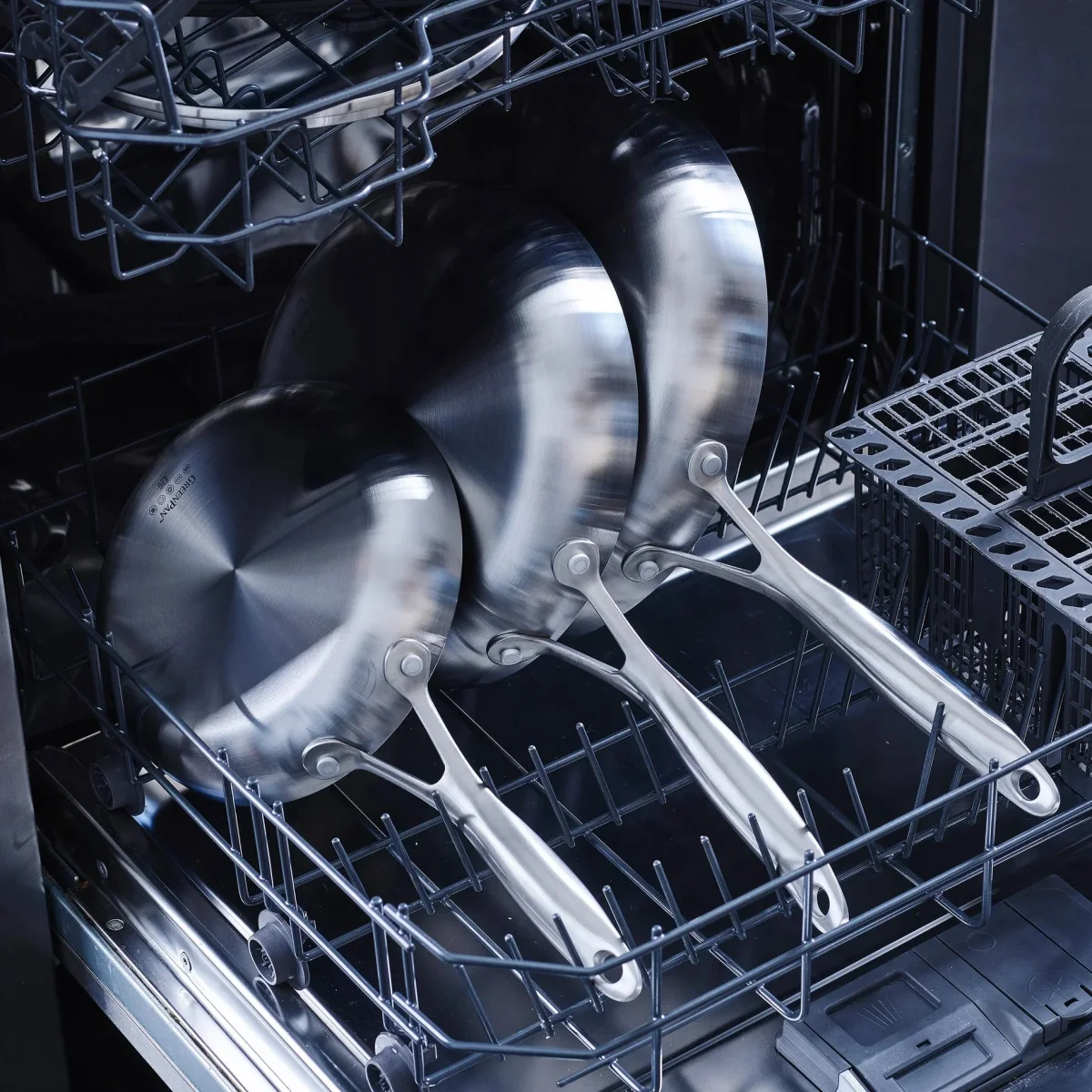 GreenPan - Geneva 4-delige Pannenset 18/24/24 cm - 2 Koekenpannen + Stoofpan met deksel - Afbeelding 9